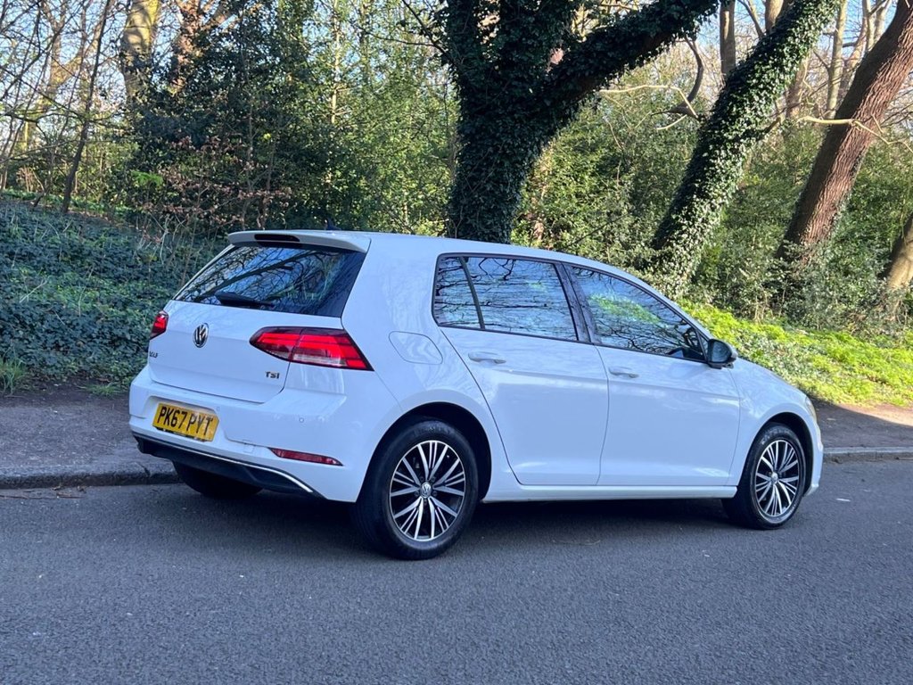 Used Volkswagen Golf 2017 for sale - 77952689: Photo 6