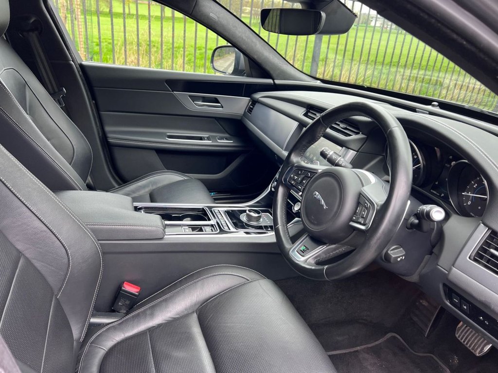 Used Jaguar XF 2018 for sale - 78180813: Photo 2