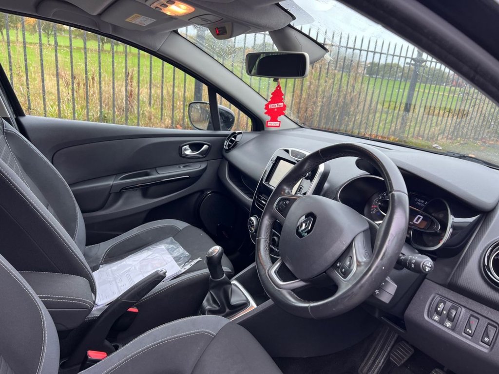 Used Renault Clio 2016 for sale - 76417246: Photo 2