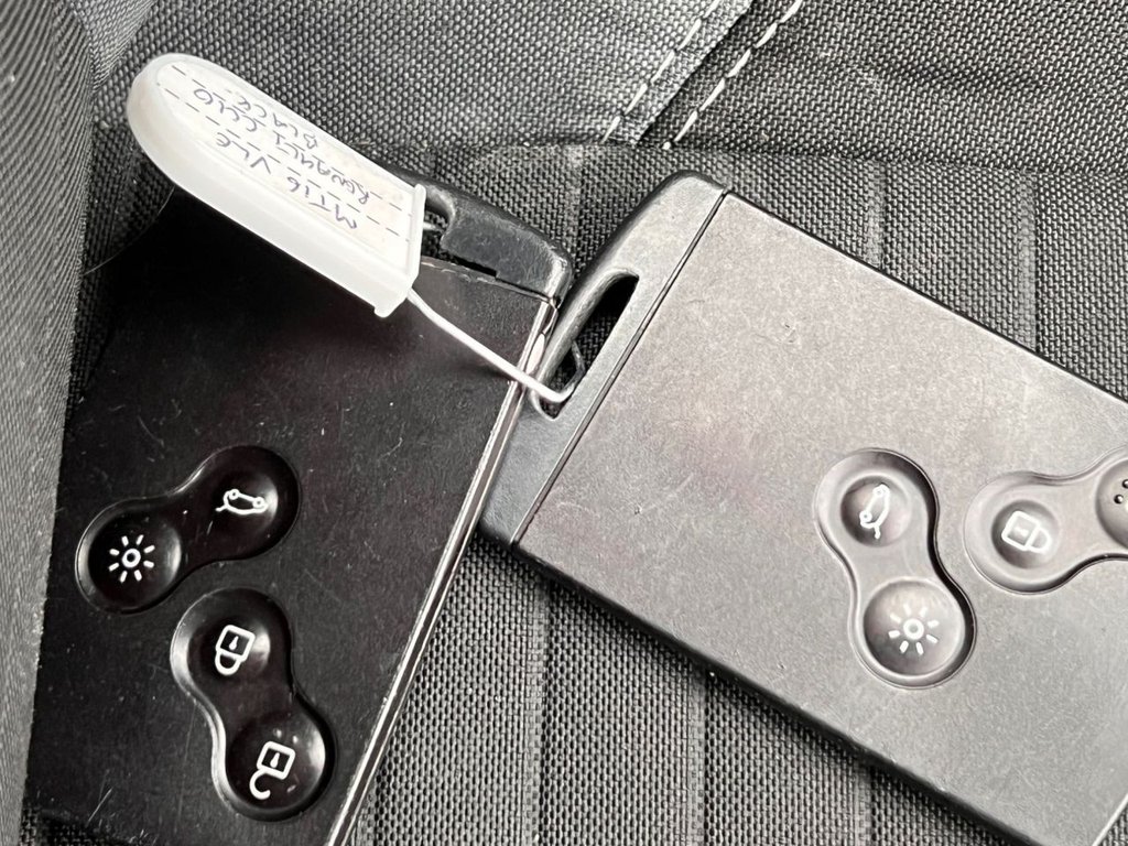 Used Renault Clio 2016 for sale - 76417246: Photo 30