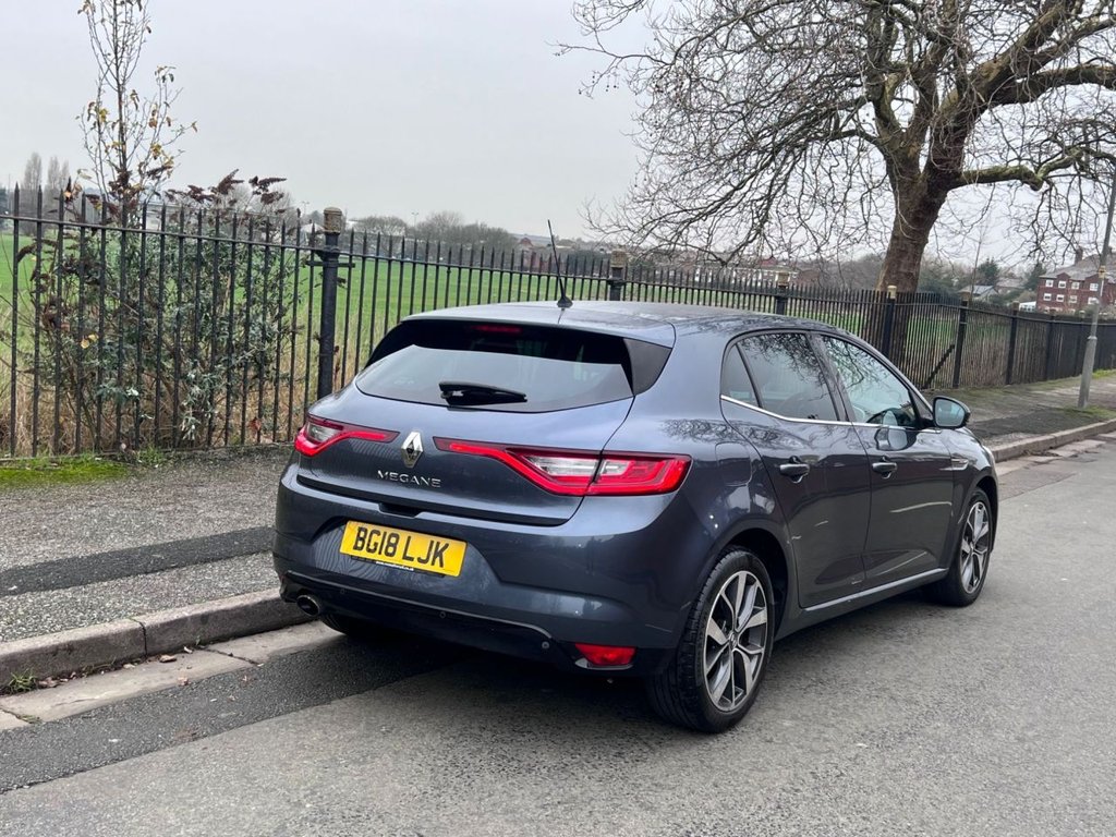 Used Renault Megane 2018 for sale - 77037693: Photo 6