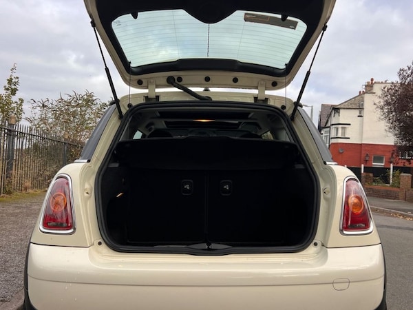 Used MINI Hatch 2010 for sale - 76210895: Photo 16
