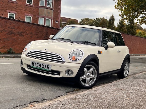 Used MINI Hatch 2010 for sale - 76210895: Photo 3
