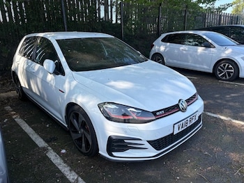 Used Volkswagen Golf 2018 for sale - 78400985: Photo