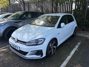 Used Volkswagen Golf 2018 for sale - 78400985: Photo