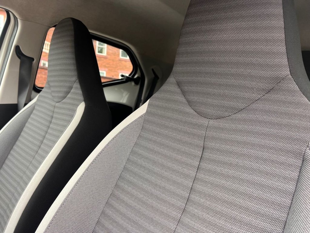 Used Toyota AYGO 2019 for sale - 76245306: Photo 12