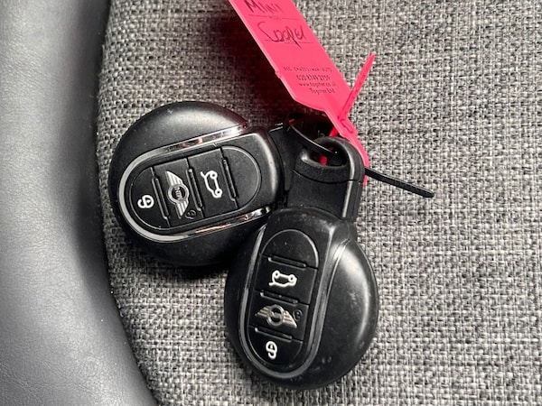 Used MINI Hatch 2016 for sale - 76267135: Photo 30