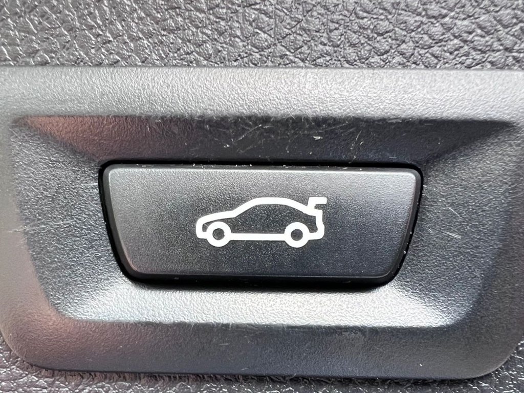 Used BMW 3 Series 2017 for sale - 78215790: Photo 24