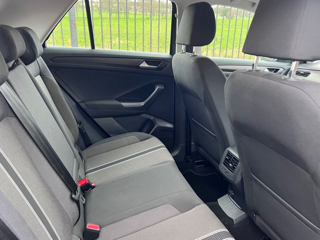 Used Volkswagen T-Roc 2019 for sale - 77642359: Photo 11