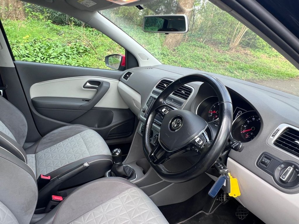 Used Volkswagen Polo 2017 for sale - 77967180: Photo 2