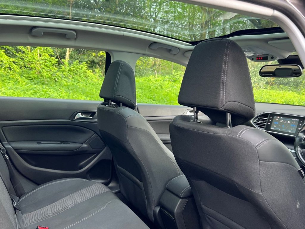 Used Peugeot 308 2018 for sale - 78200357: Photo 14