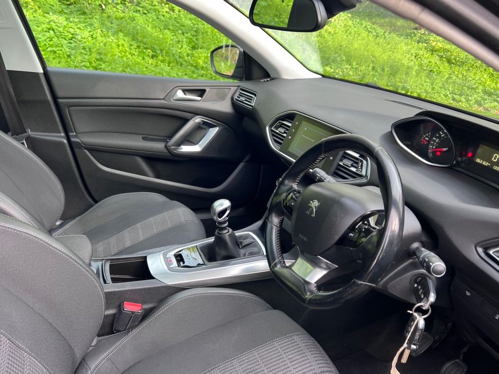 Used Peugeot 308 2018 for sale - 78200357: Photo 2