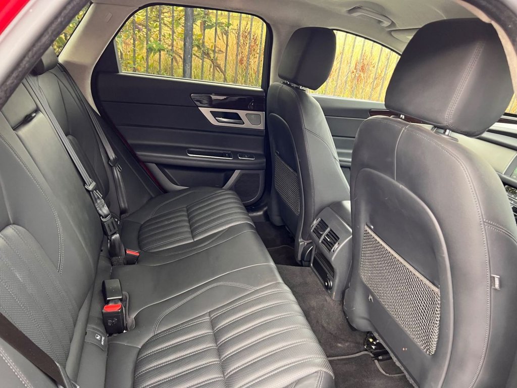 Used Jaguar XF 2019 for sale - 76105558: Photo 15