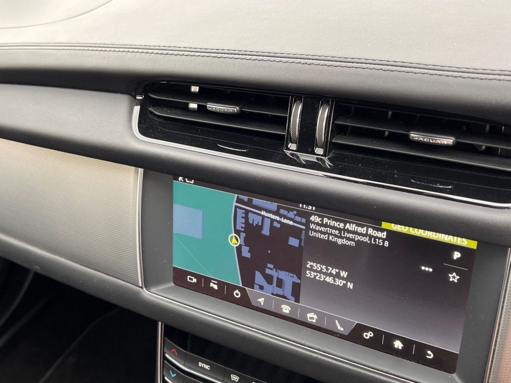 Used Jaguar XF 2019 for sale - 76105558: Photo 18