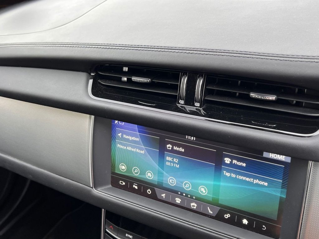 Used Jaguar XF 2019 for sale - 76105558: Photo 19