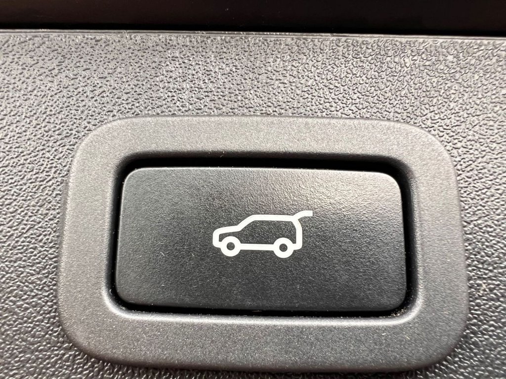 Used Jaguar XF 2019 for sale - 76105558: Photo 27