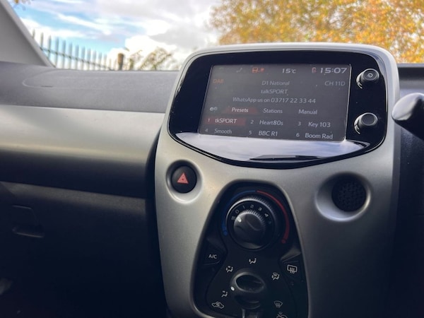 Used Peugeot 108 2014 for sale - 76333880: Photo 16