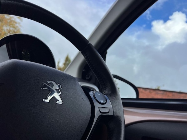 Used Peugeot 108 2014 for sale - 76333880: Photo 23