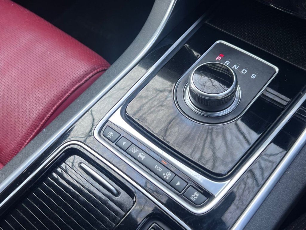 Used Jaguar XE 2018 for sale - 78017101: Photo 19