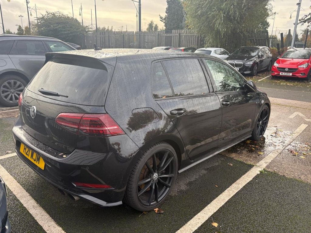 Used Volkswagen Golf 2017 for sale - 76429946: Photo 3