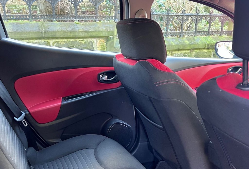 Used Renault Clio 2015 for sale - 77636815: Photo 10