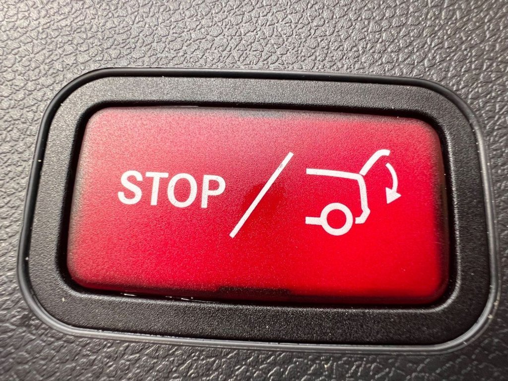 Used Mercedes-Benz GLA 2017 for sale - 76453967: Photo 18