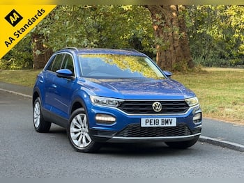 Used Volkswagen T-Roc 2018 for sale - 79628687: Photo