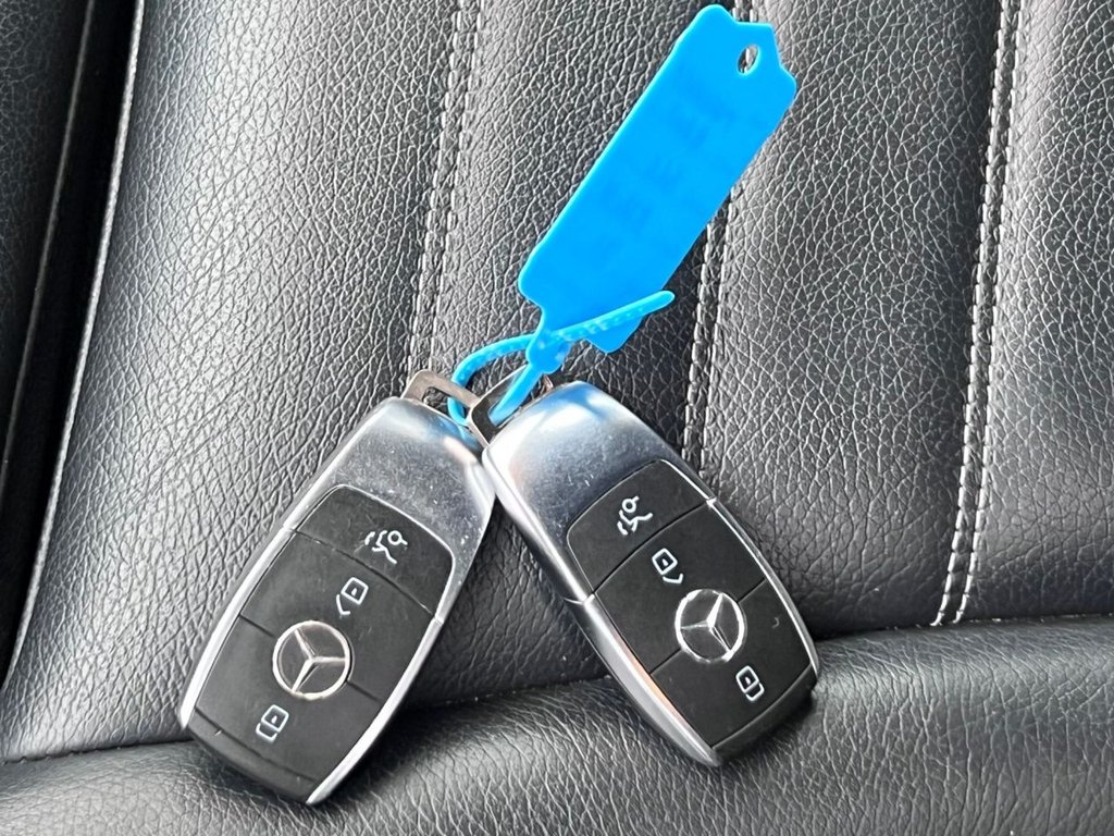 Used Mercedes-Benz GLC 2022 for sale - 77499097: Photo 32