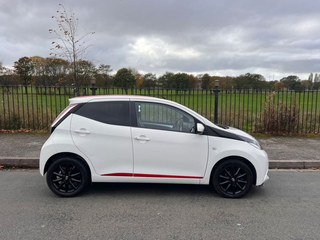Used Toyota AYGO 2017 for sale - 76386298: Photo 5