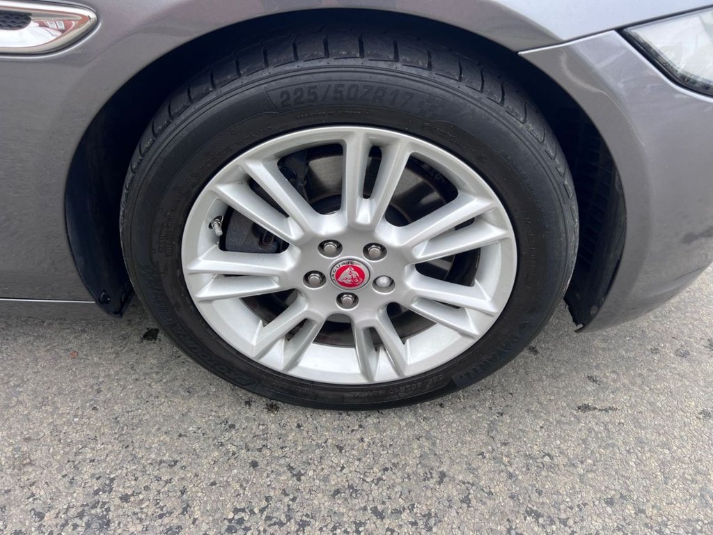 Used Jaguar XE 2017 for sale - 77642822: Photo 15