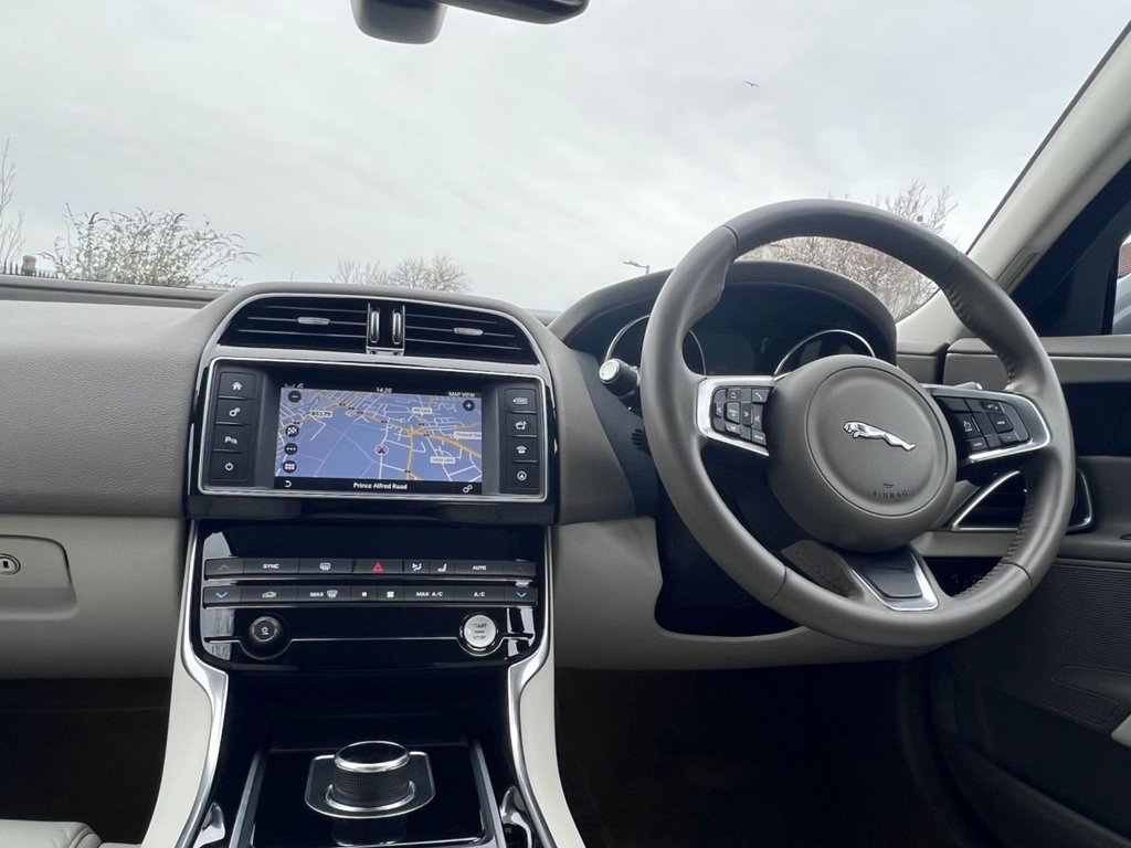 Used Jaguar XE 2017 for sale - 77642822: Photo 27