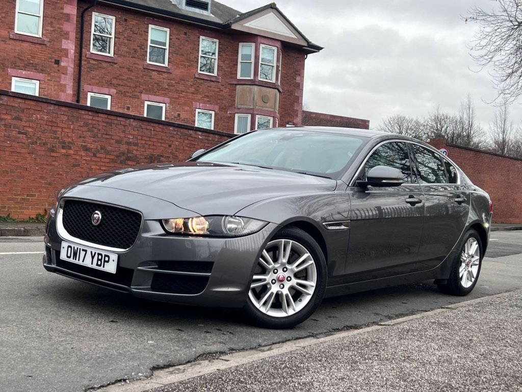 Used Jaguar XE 2017 for sale - 77642822: Photo 3