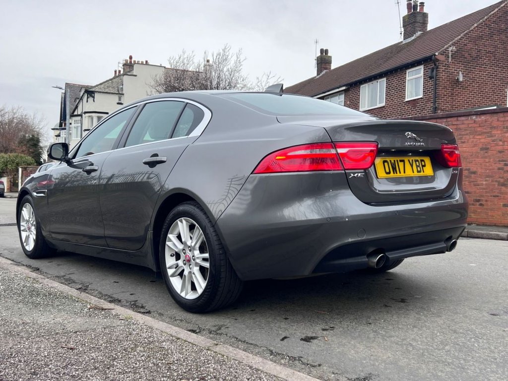 Used Jaguar XE 2017 for sale - 77642822: Photo 9