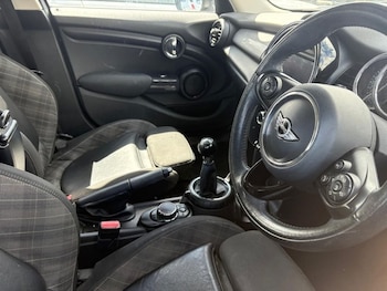 Used MINI Hatch 2017 for sale - 78797998: Photo