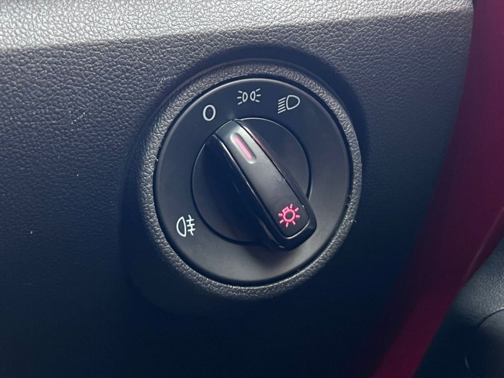 Used Volkswagen up! 2018 for sale - 77451773: Photo 27