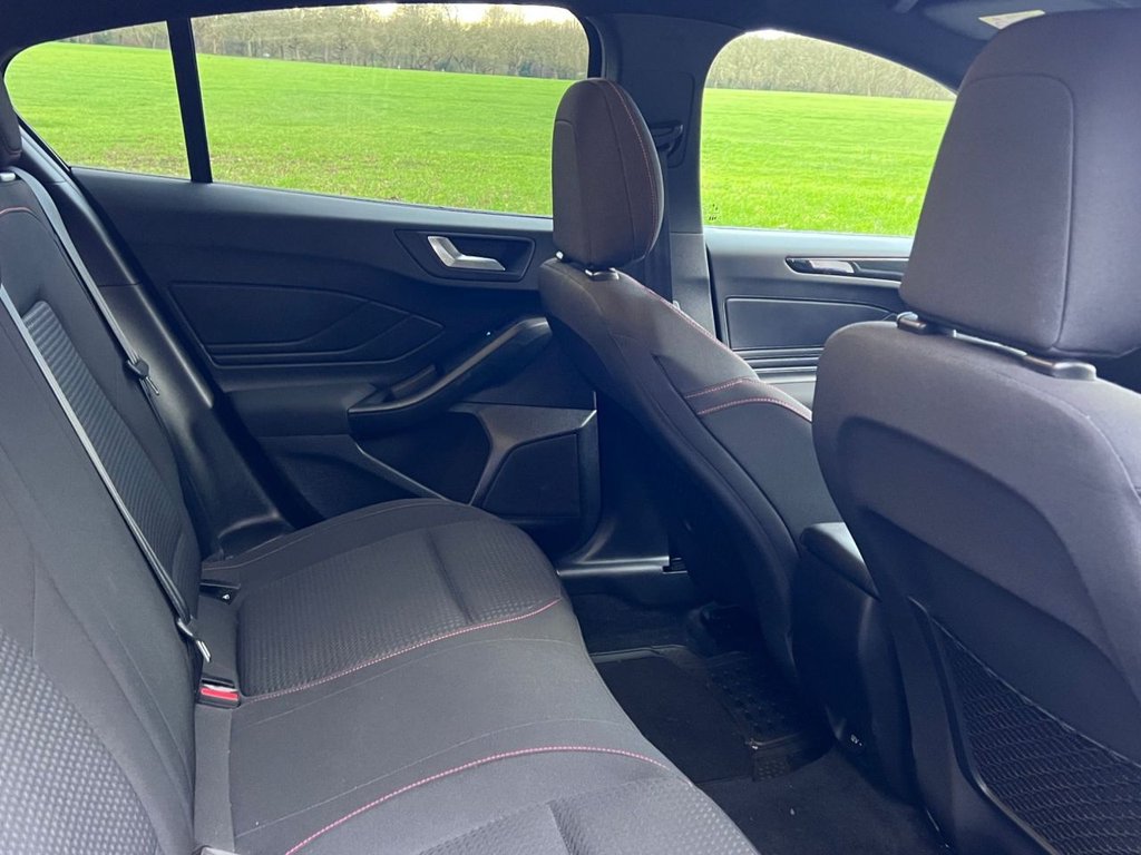 Used Ford Focus 2021 for sale - 76973686: Photo 13