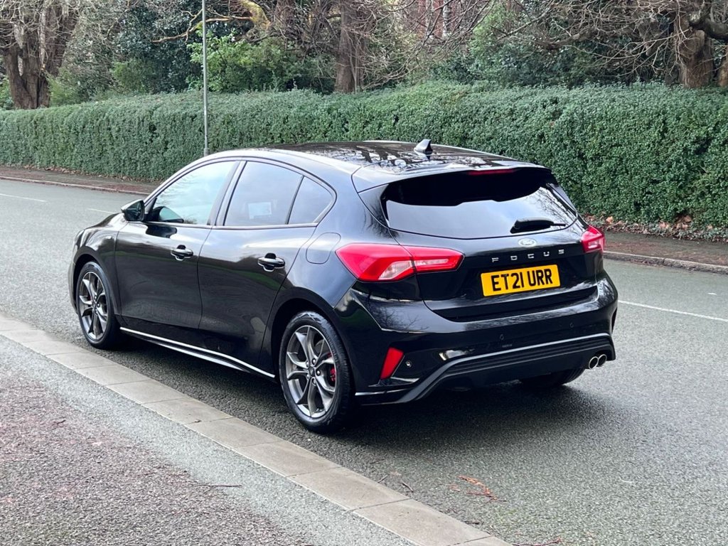 Used Ford Focus 2021 for sale - 76973686: Photo 9