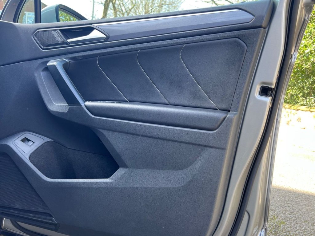 Used Volkswagen Tiguan 2018 for sale - 77952912: Photo 30