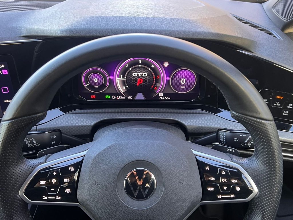 Used Volkswagen Golf 2020 for sale - 76901074: Photo 23