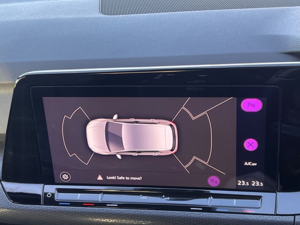 Used Volkswagen Golf 2020 for sale - 76901074: Photo 24