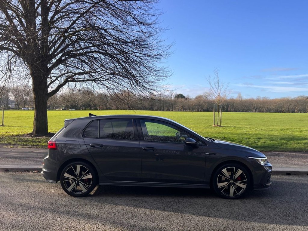 Used Volkswagen Golf 2020 for sale - 76901074: Photo 5