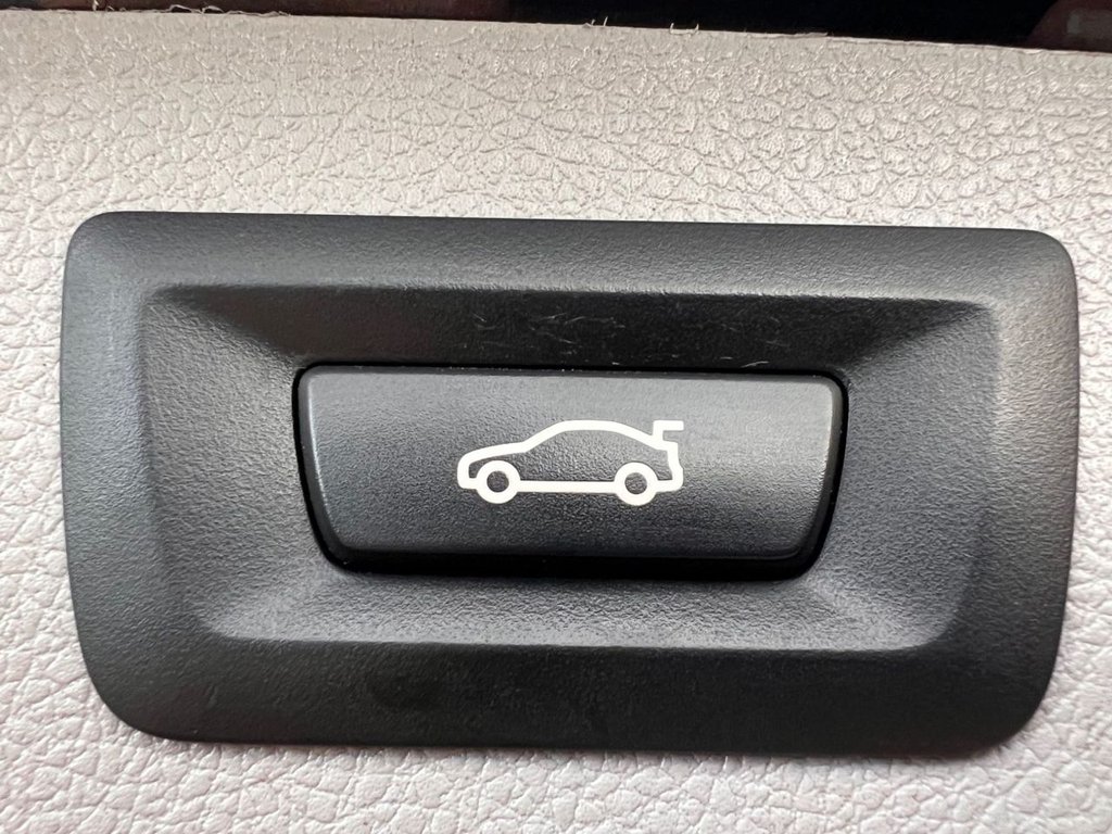 Used BMW 3 Series 2016 for sale - 76010302: Photo 20