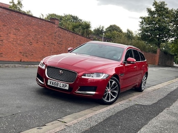 Used Jaguar XF 2019 for sale - 75542801: Photo