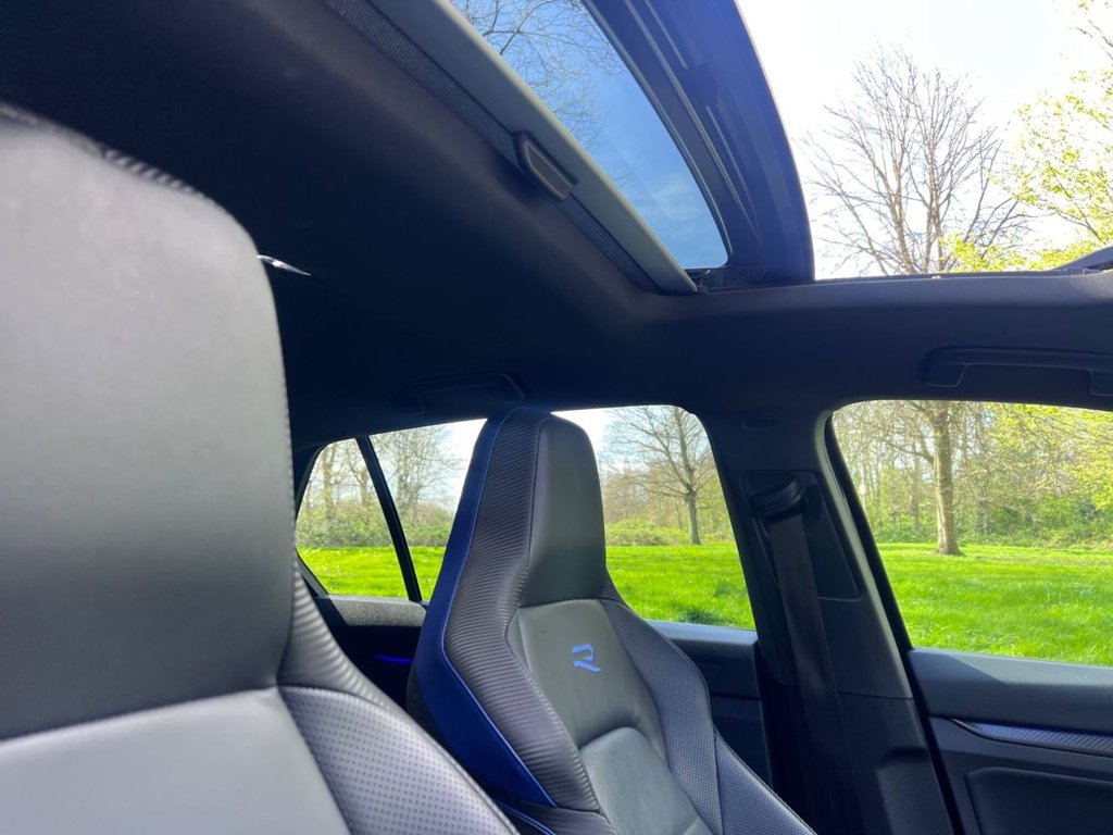 Used Volkswagen Golf 2023 for sale - 78145059: Photo 24