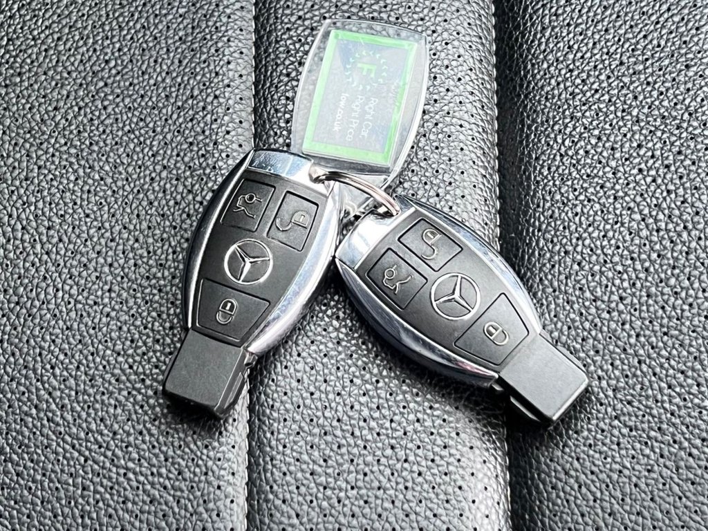 Used Mercedes-Benz C Class 2018 for sale - 77593958: Photo 32