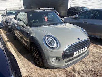 Used MINI Convertible 2019 for sale - 77959660: Photo