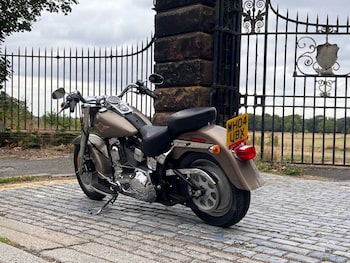 Used Harley-Davidson FLST 2004 for sale - bike-78702443: Photo