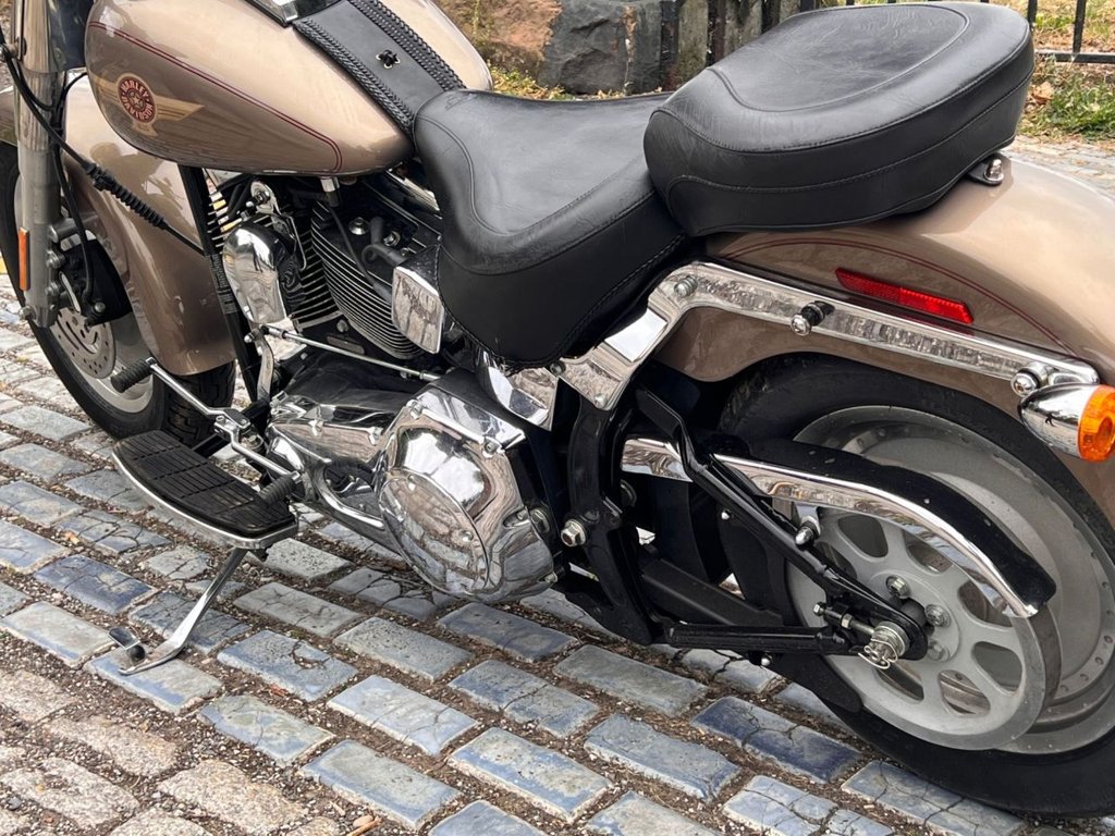 Used Harley-Davidson FLST 2004 for sale - 78702443: Photo 9