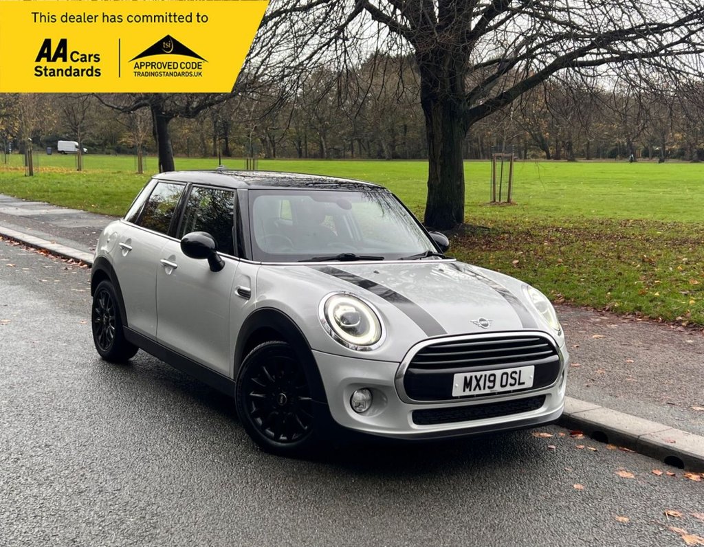 Used MINI Hatch 2019 for sale - 76546714: Photo 1