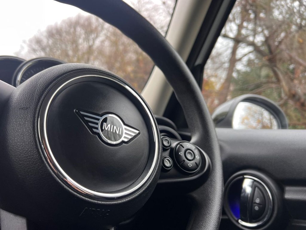 Used MINI Hatch 2019 for sale - 76546714: Photo 32